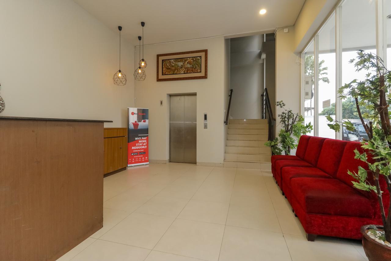 Reddoorz Plus @ Kapuk Business Park Джакарта Экстерьер фото
